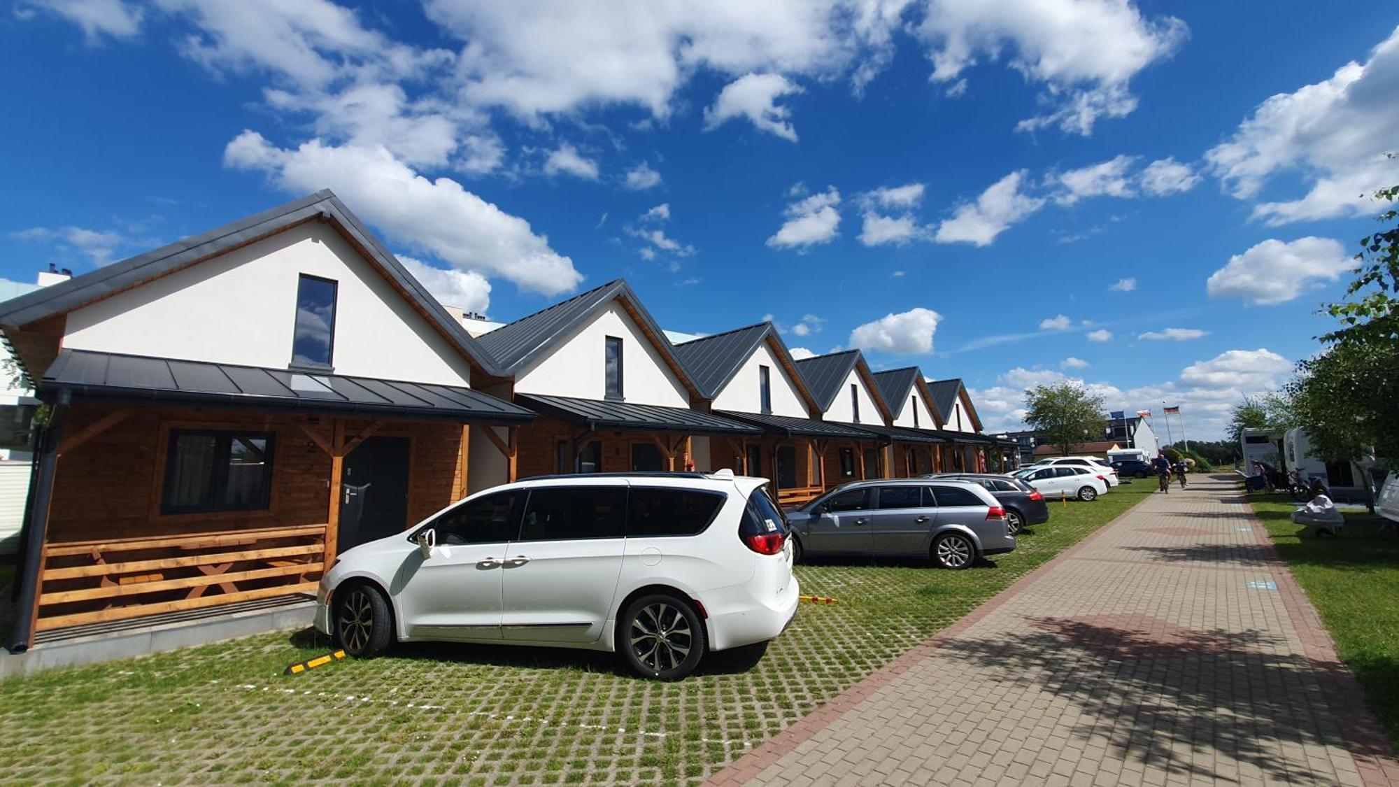Camping Klif-Nowe Klimatyzowane Domki, 400M Od Centrum Rewala, 30M Od Morza Trzęsacz Esterno foto