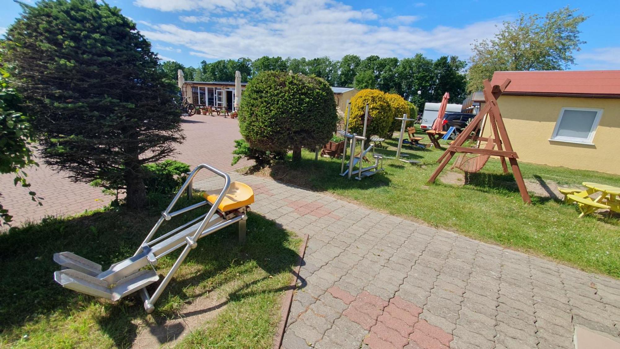 Camping Klif-Nowe Klimatyzowane Domki, 400M Od Centrum Rewala, 30M Od Morza Trzęsacz Esterno foto